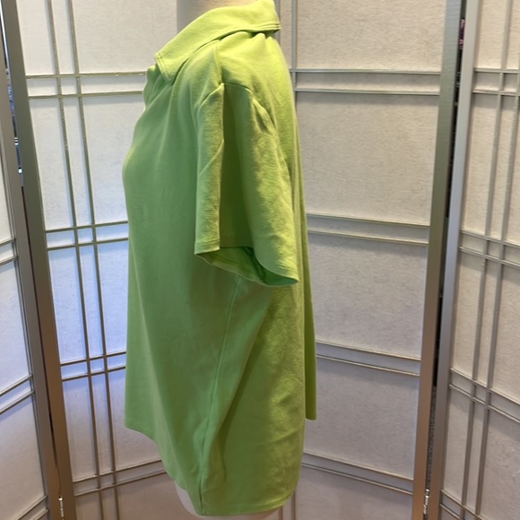*Lime Green Short Sleeved Collared V neck - Size 18/20 - Picture 4 of 5
